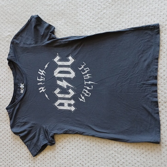 band T-shirt ACDC women's size small - Picture 2 of 6